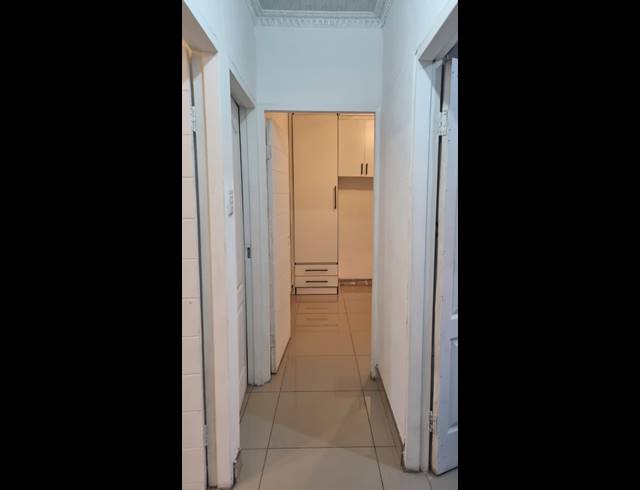 3 BEDROOM FREEHOLD FOR SALE IN FERNWOOD